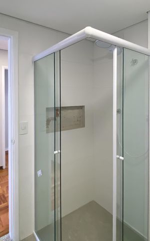 Apartamento para alugar com 134m², 3 quartos e 1 vaga Apartamento para alugar com 134m², 3 quartos e 1 vagaBanheiro Corredor