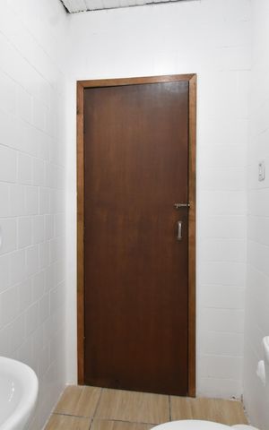 Apartamento para alugar com 66m², 2 quartos e sem vagaBanheiro