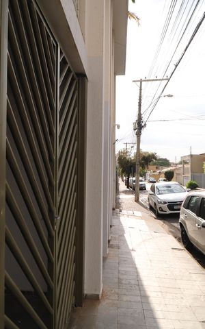 Apartamento para alugar com 80m², 4 quartos e 1 vagaPlaquinha
