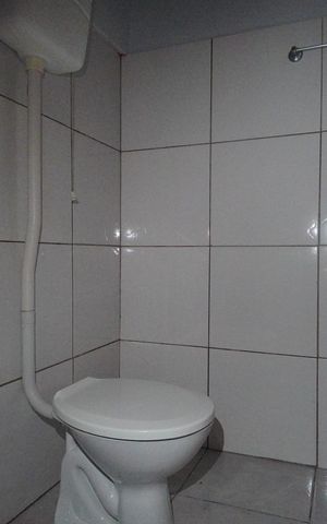 Casa de condomínio à venda com 76m², 2 quartos e 1 vagabanheiro 2