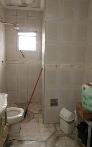 Casa à venda com 180m², 3 quartos e 4 vagasBanheiro da Suíte