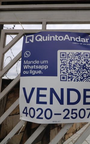 Casa à venda com 180m², 3 quartos e 4 vagasFachada