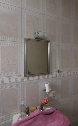 Casa à venda com 180m², 3 quartos e 4 vagasBanheiro
