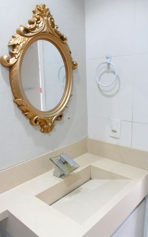 Apartamento para alugar com 66m², 2 quartos e 1 vaga Apartamento para alugar com 66m², 2 quartos e 1 vagaBanheiro da Suíte