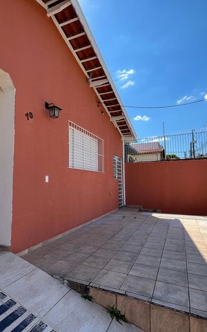 Casa para alugar com 100m², 3 quartos e 1 vagaÁrea externa