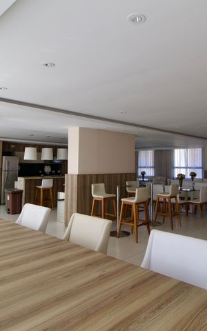 Apartamento para alugar com 35m², 1 quarto e 1 vaga Apartamento para alugar com 35m², 1 quarto e 1 vagaÁrea comum - Salão de festas