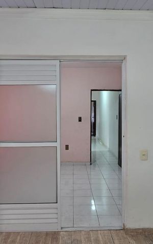 Casa à venda com 200m², 4 quartos e 2 vagas Casa à venda com 200m², 4 quartos e 2 vagasQuarto 03