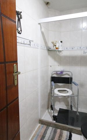 Casa de condomínio à venda com 85m², 2 quartos e 1 vagaBanheiro