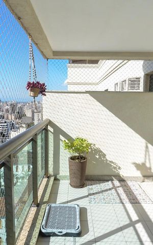 Apartamento para alugar com 180m², 4 quartos e 3 vagas Apartamento para alugar com 180m², 4 quartos e 3 vagasVaranda
