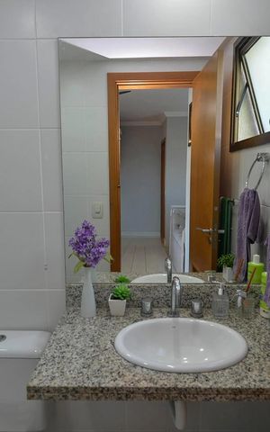 Apartamento para alugar com 180m², 4 quartos e 3 vagas Apartamento para alugar com 180m², 4 quartos e 3 vagasBanheiro