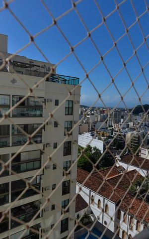 Apartamento para alugar com 180m², 4 quartos e 3 vagas