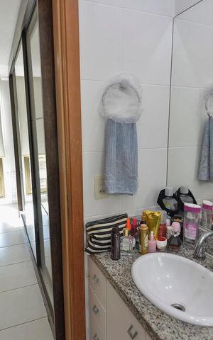 Apartamento para alugar com 180m², 4 quartos e 3 vagas Apartamento para alugar com 180m², 4 quartos e 3 vagasBanheiro