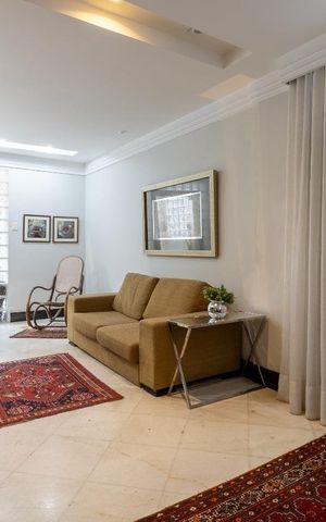 Apartamento à venda com 150m², 2 quartos e 4 vagas