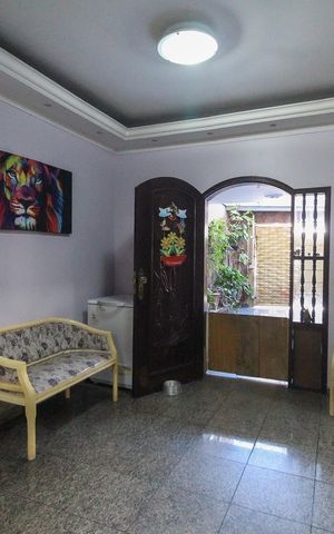 Casa para alugar com 240m², 3 quartos e 2 vagas Casa para alugar com 240m², 3 quartos e 2 vagasSala