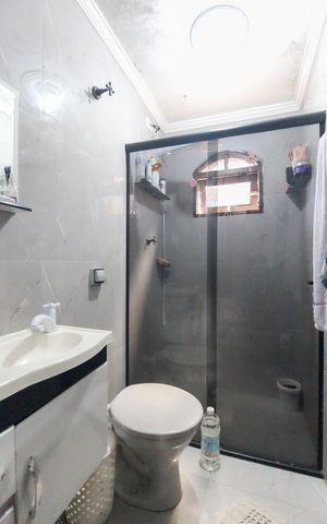 Casa para alugar com 240m², 3 quartos e 2 vagas Casa para alugar com 240m², 3 quartos e 2 vagasBanheiro Quarto 3 - Suíte
