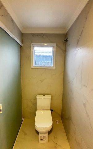 Casa para alugar com 106m², 2 quartos e 2 vagas Casa para alugar com 106m², 2 quartos e 2 vagasBanheiro da Suíte