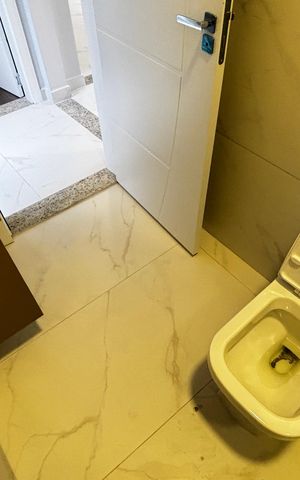 Casa para alugar com 106m², 2 quartos e 2 vagas Casa para alugar com 106m², 2 quartos e 2 vagasBanheiro
