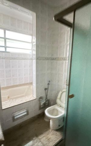 Casa para alugar com 75m², 2 quartos e 1 vaga Casa para alugar com 75m², 2 quartos e 1 vagaBanheiro