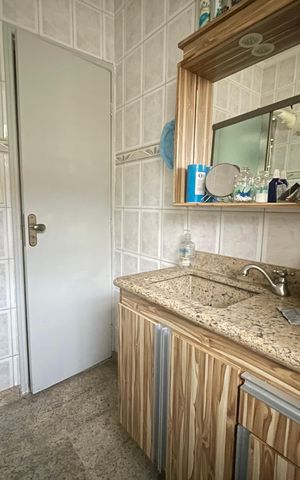 Casa para alugar com 75m², 2 quartos e 1 vaga Casa para alugar com 75m², 2 quartos e 1 vagaBanheiro
