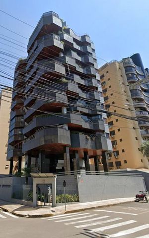 Apartamento à venda com 390m², 4 quartos e 4 vagas