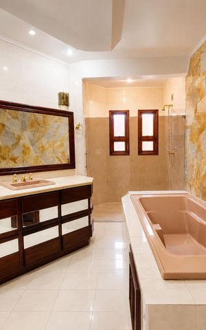 Casa para alugar com 310m², 4 quartos e 3 vagasBanheiro da suíte