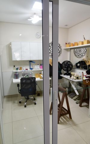Casa à venda com 250m², 4 quartos e 4 vagasAtelier