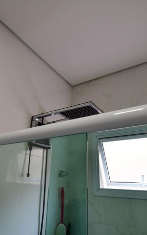 Casa à venda com 250m², 4 quartos e 4 vagasBanheiro Suíte