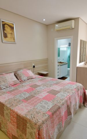 Casa à venda com 250m², 4 quartos e 4 vagasQuarto 1 - Suíte