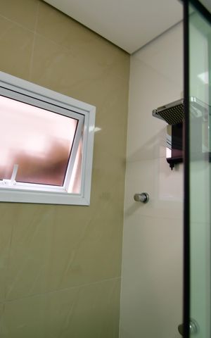 Casa à venda com 250m², 4 quartos e 4 vagasBanheiro