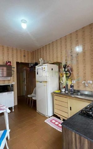 Casa à venda com 165m², 3 quartos e 2 vagas