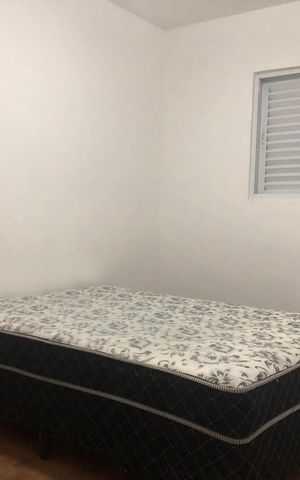 Apartamento para alugar com 60m², 2 quartos e 2 vagas Apartamento para alugar com 60m², 2 quartos e 2 vagasQuarto