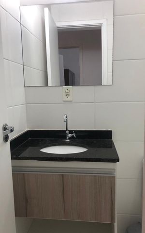Apartamento para alugar com 60m², 2 quartos e 2 vagas Apartamento para alugar com 60m², 2 quartos e 2 vagasBanheiro