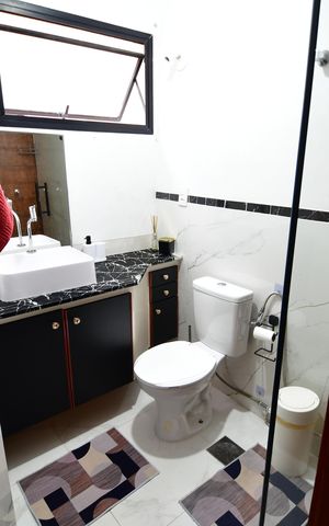 Apartamento à venda com 98m², 2 quartos e 1 vagaBanheiro
