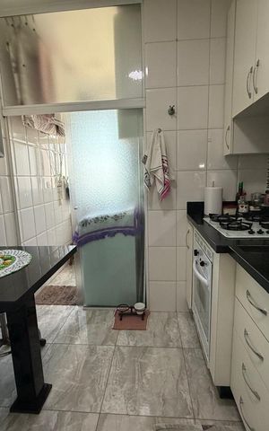Apartamento à venda com 58m², 2 quartos e 2 vagas Apartamento à venda com 58m², 2 quartos e 2 vagasCozinha