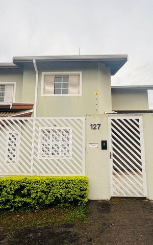 Casa à venda com 249m², 5 quartos e 2 vagas
