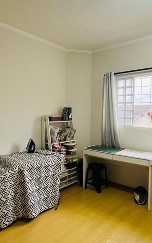 Casa à venda com 249m², 5 quartos e 2 vagas