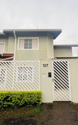 Casa à venda com 249m², 5 quartos e 2 vagas