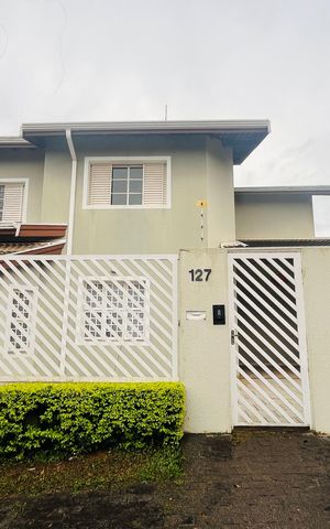 Casa à venda com 249m², 5 quartos e 2 vagas