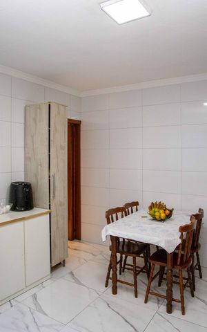 Casa à venda com 170m², 4 quartos e 2 vagasCozinha