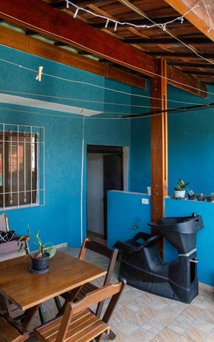 Casa à venda com 170m², 4 quartos e 2 vagasVaranda