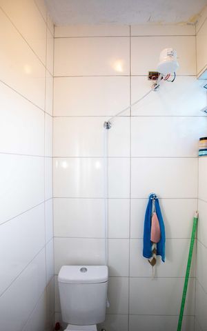 Casa à venda com 170m², 4 quartos e 2 vagasBanheiro da Suíte