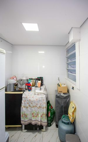 Casa à venda com 170m², 4 quartos e 2 vagasÁrea de Serviço Casa 2