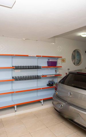 Casa à venda com 170m², 4 quartos e 2 vagasGaragem