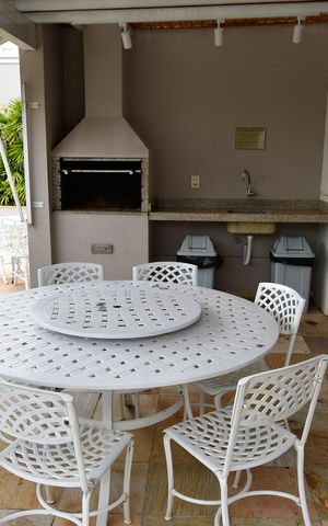 Apartamento à venda com 58m², 2 quartos e 2 vagasÁrea comum - Churrasqueira