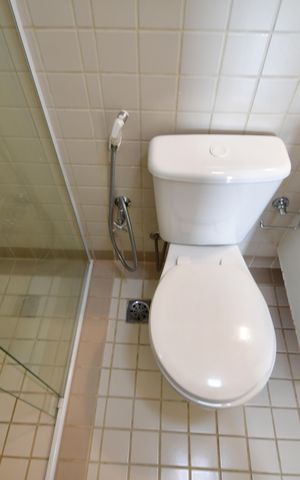 Apartamento à venda com 58m², 2 quartos e 2 vagasBanheiro Social