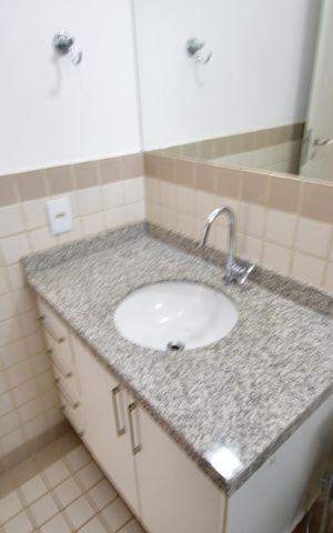 Apartamento à venda com 58m², 2 quartos e 2 vagasBanheiro