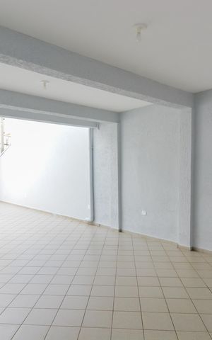Casa à venda com 135m², 3 quartos e 5 vagasGaragem