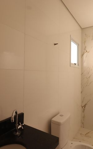 Apartamento à venda com 104m², 2 quartos e 2 vagasBanheiro
