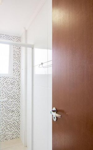 Apartamento à venda com 43m², 2 quartos e 1 vaga Apartamento à venda com 43m², 2 quartos e 1 vagaBanheiro