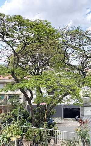 Casa à venda com 131m², 3 quartos e 1 vaga Casa à venda com 131m², 3 quartos e 1 vagaVista da Varanda do quarto 3